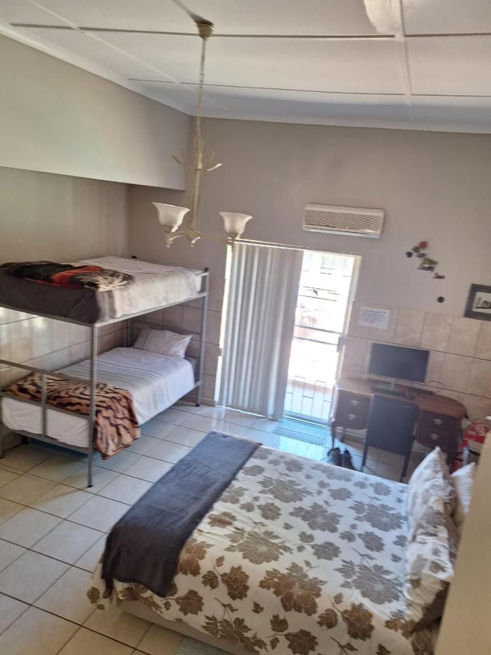 Breaking Dawn Bed & Breakfast Noupoort ภายนอก รูปภาพ