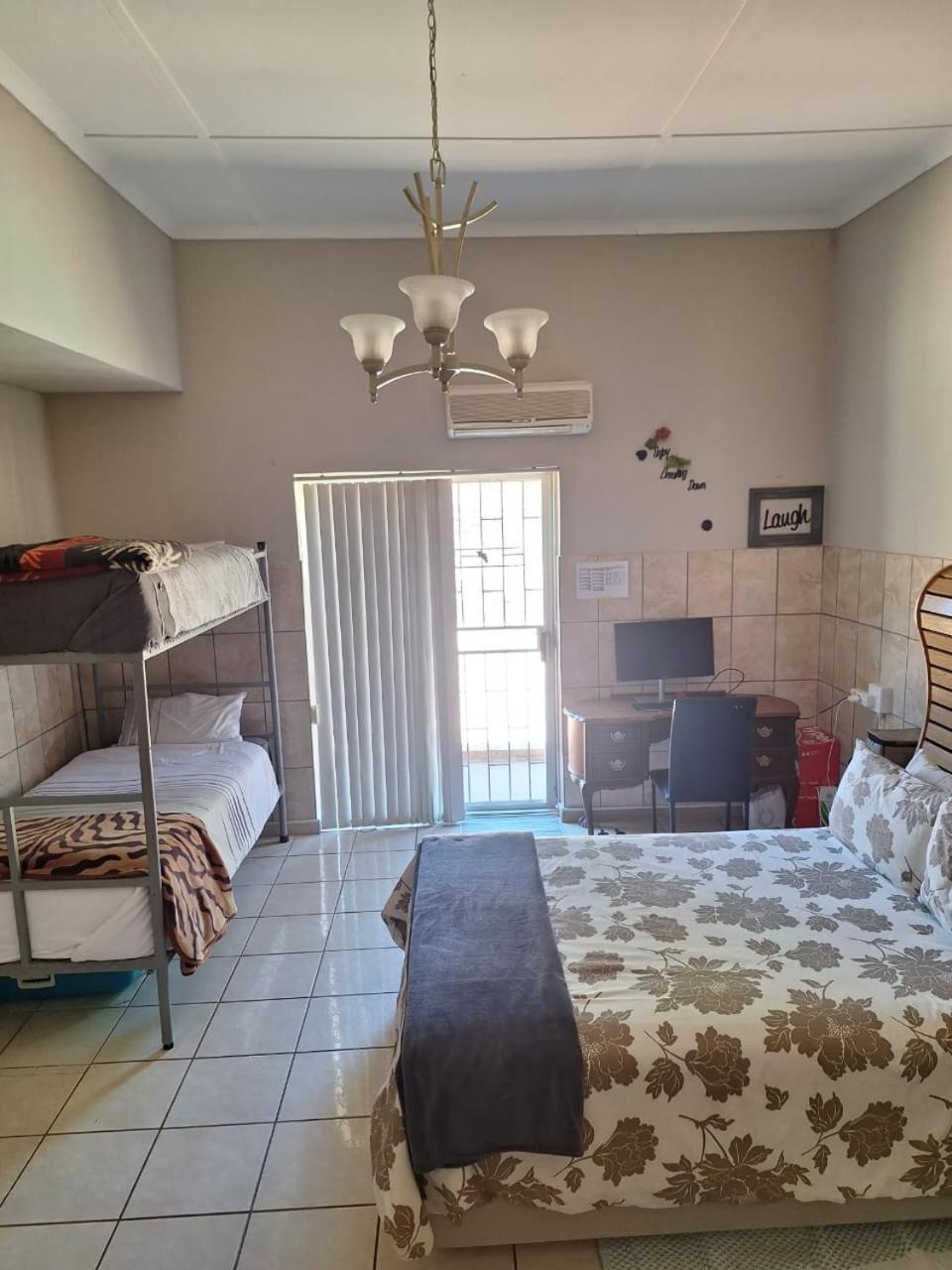 Breaking Dawn Bed & Breakfast Noupoort ภายนอก รูปภาพ